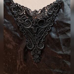 Vintage Escapes Nighty Top